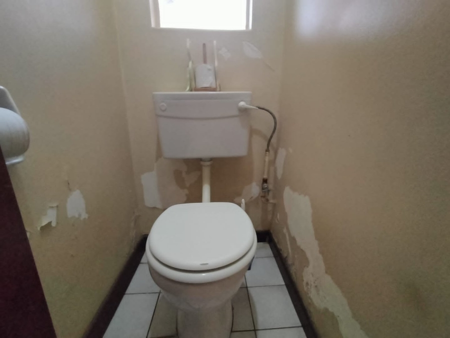 2 Bedroom Property for Sale in Adamayview North West